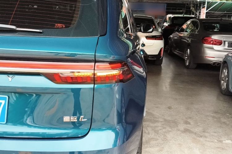 Used Geely Auto Monjaro L 2024 2.0TD High-Power Automatic Two-Wheel Drive Yunqi Version Right Rear Taillight