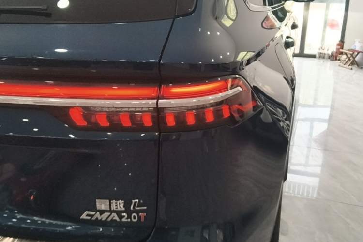 Used Geely Auto Monjaro L 2024 2.0TD High-Power Automatic Two-Wheel Drive Skyline Edition Right Rear Taillight