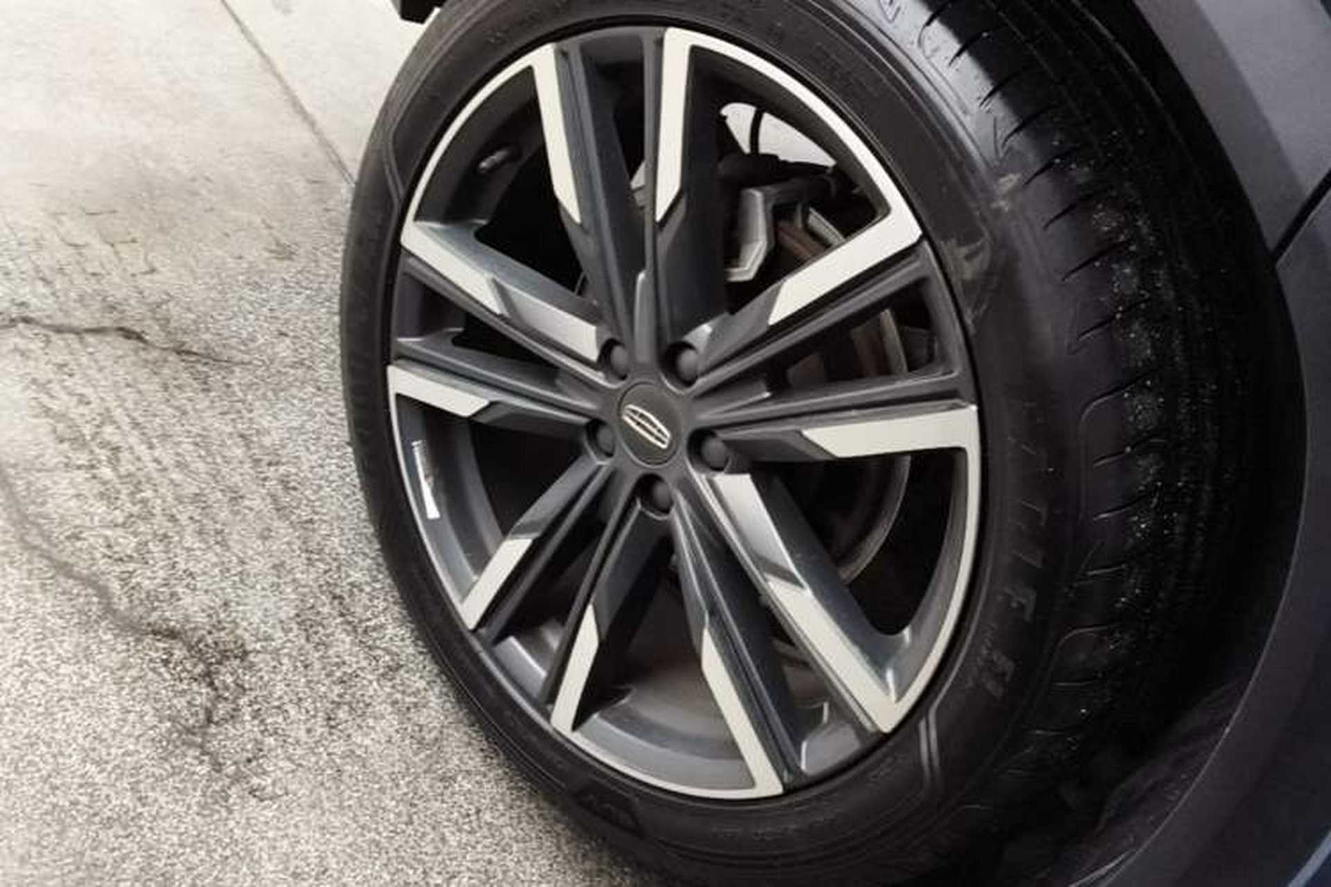 Used Geely Auto Monjaro L 2024 2.0TD High-Power Automatic Two-Wheel Drive Yunqi Version Right Rear Wheel Hub