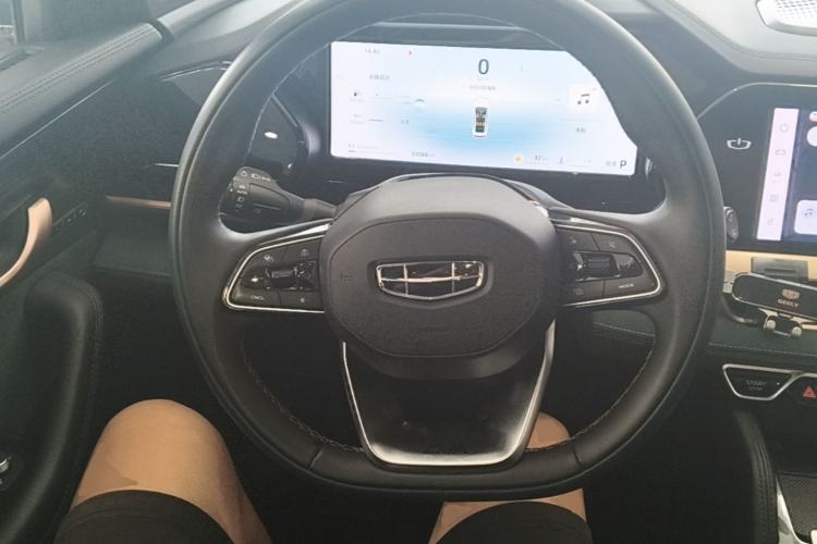 Used Geely Auto Monjaro L 2024 2.0TD High-Power Automatic Two-Wheel Drive Skyline Edition Steering Wheel