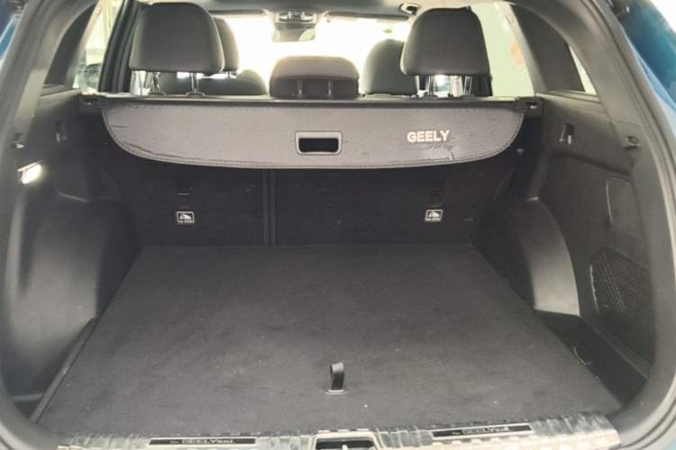 Used Geely Auto Monjaro L 2024 2.0TD High-Power Automatic Two-Wheel Drive Skyline Edition Trunk
