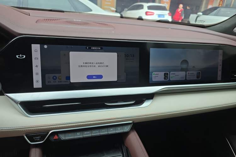 Used Geely Auto Monjaro L 2024 2.0TD High-Power Automatic Two-Wheel Drive Skyline Edition Audio And AC Panel