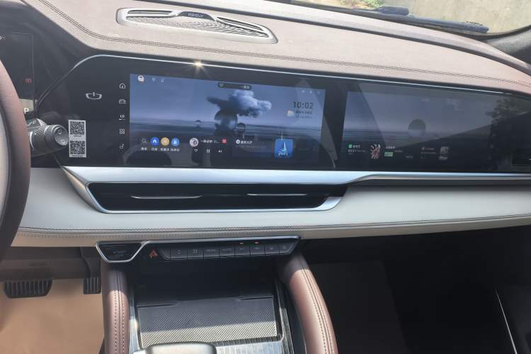 Used Geely Auto Monjaro L 2024 2.0TD High-Power Automatic Two-Wheel Drive Yunqi Version Audio And AC Panel