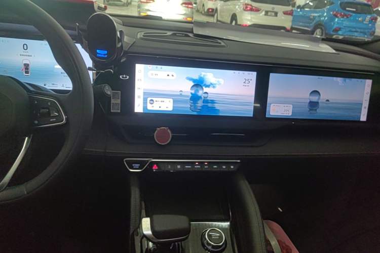 Used Geely Auto Monjaro L 2024 2.0TD DCT EVO Two-Wheel Drive Long-Range Version Audio And AC Panel