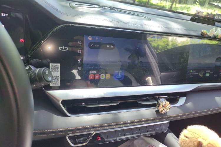 Used Geely Auto Monjaro L 2024 2.0TD DCT EVO Two-Wheel-Drive Luxury Version Audio And AC Panel