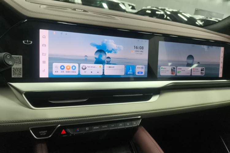 Used Geely Auto Monjaro L 2024 2.0TD High-Power Automatic Two-Wheel Drive Yunqi Version Audio And AC Panel