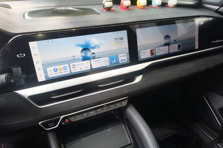Used Geely Auto Monjaro L 2024 2.0TD High-Power Automatic Two-Wheel Drive Skyline Edition Audio And AC Panel