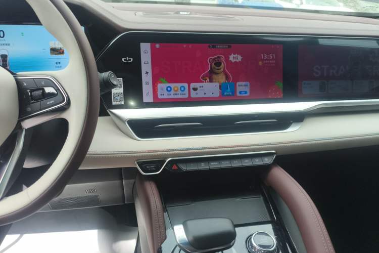Used Geely Auto Monjaro L 2024 2.0TD High-Power Automatic Two-Wheel Drive Yunqi Version Audio And AC Panel