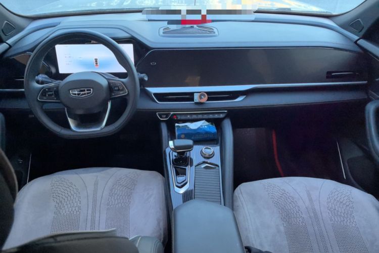 Used Geely Auto Monjaro L 2024 2.0TD DCT EVO Two-Wheel Drive Long-Range Version Center Console