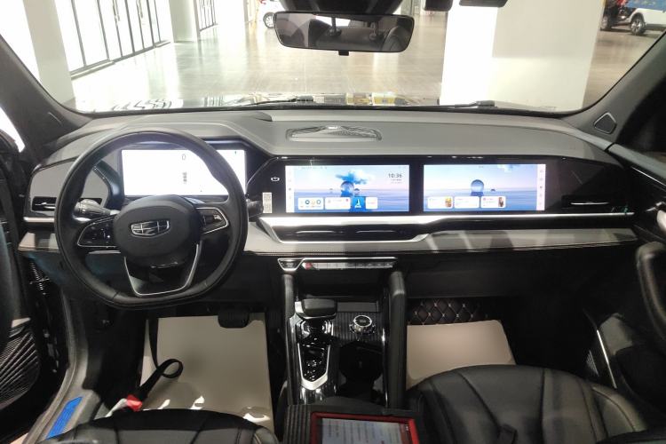 Used Geely Auto Monjaro L 2024 2.0TD DCT EVO Two-Wheel Drive Long-Range Version Center Console