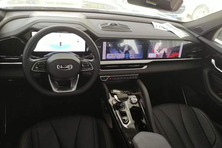 Used Geely Auto Monjaro L 2024 2.0TD DCT EVO Two-Wheel Drive Long-Range Version Center Console