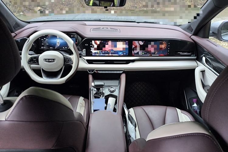 Used Geely Auto Monjaro L 2024 2.0TD High-Power Automatic Two-Wheel Drive Yunqi Version Center Console