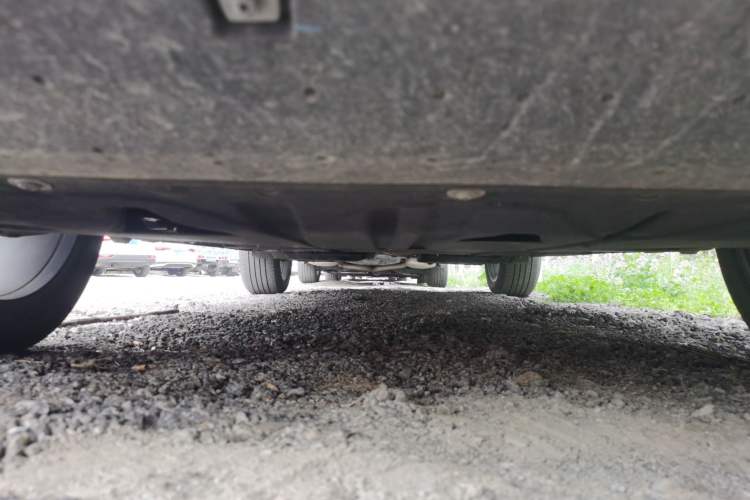 Used Geely Auto Monjaro L 2024 2.0TD DCT EVO Two-Wheel Drive Prestige Version Chassis Front