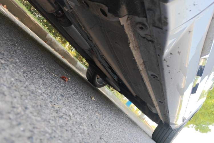 Used Geely Auto Monjaro L 2024 2.0TD DCT EVO Two-Wheel Drive Long-Range Version Chassis Front Left