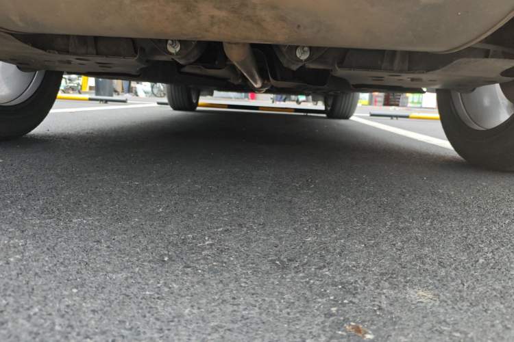 Used Geely Auto Monjaro L 2024 2.0TD High-Power Automatic Two-Wheel Drive Yunqi Version Chassis Rear