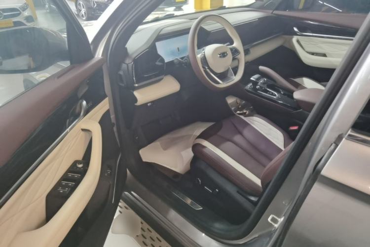 Used Geely Auto Monjaro L 2024 2.0TD High-Power Automatic Two-Wheel Drive Yunqi Version Driver Seat