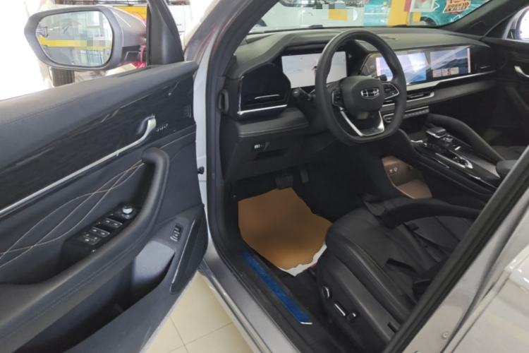 Used Geely Auto Monjaro L 2024 2.0TD DCT EVO Two-Wheel Drive Long-Range Version Driver Seat