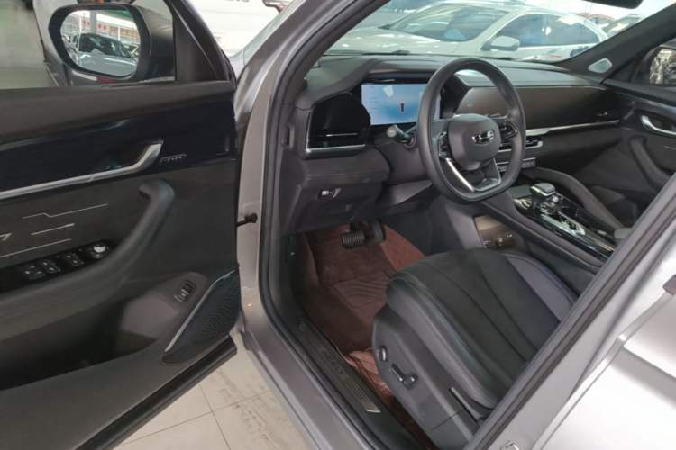 Used Geely Auto Monjaro L 2024 2.0TD High-Power Automatic Two-Wheel Drive Skyline Edition Driver Seat