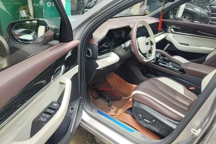 Used Geely Auto Monjaro L 2024 2.0TD High-Power Automatic Two-Wheel Drive Yunqi Version Driver Seat