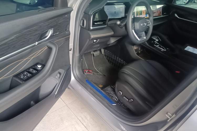 Used Geely Auto Monjaro L 2024 2.0TD DCT EVO Two-Wheel Drive Long-Range Version Driver Seat