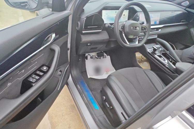 Used Geely Auto Monjaro L 2024 2.0TD High-Power Automatic Two-Wheel Drive Skyline Edition Driver Seat