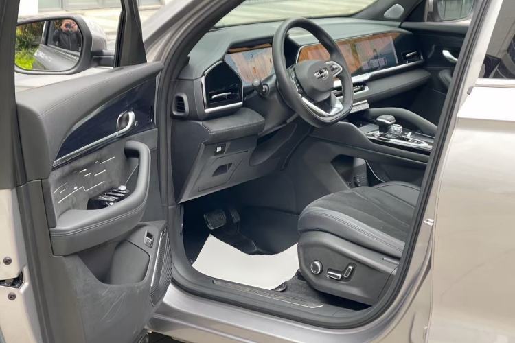 Used Geely Auto Monjaro L 2024 2.0TD High-Power Automatic Two-Wheel Drive Skyline Edition Driver Seat
