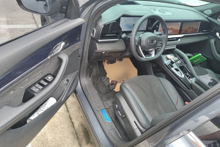 Used Geely Auto Monjaro L 2024 2.0TD High-Power Automatic Two-Wheel Drive Skyline Edition Driver Seat