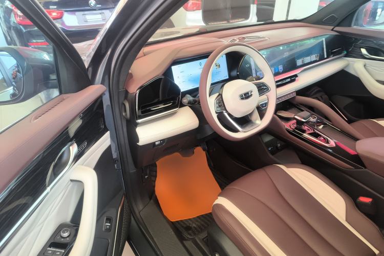 Used Geely Auto Monjaro L 2024 2.0TD High-Power Automatic Two-Wheel Drive Yunqi Version Driver Seat