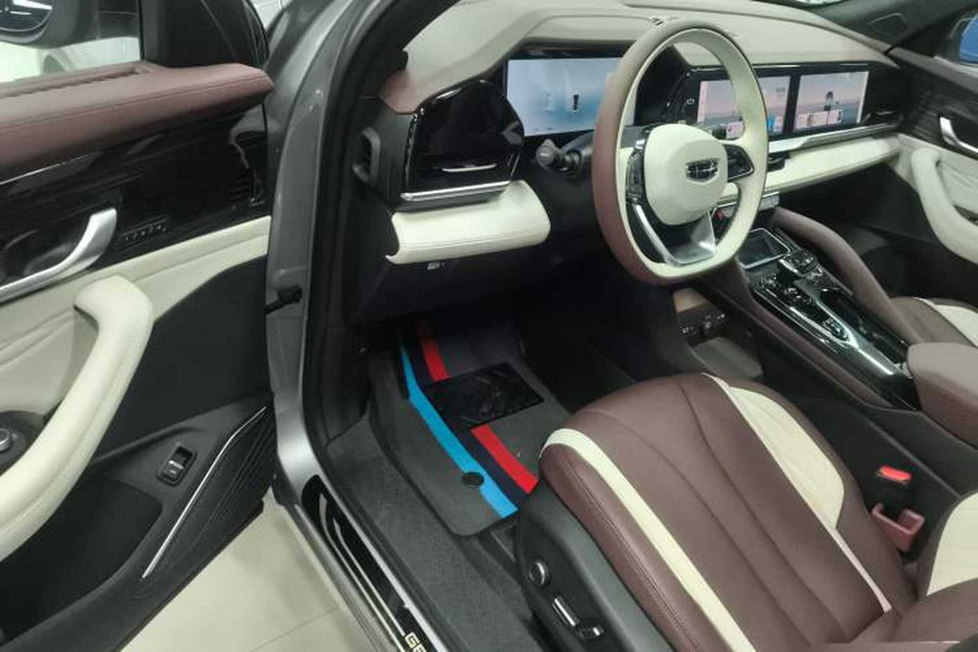 Used Geely Auto Monjaro L 2024 2.0TD High-Power Automatic Two-Wheel Drive Yunqi Version Driver Seat