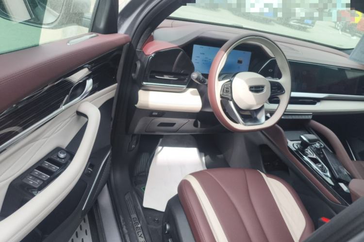Used Geely Auto Monjaro L 2024 2.0TD High-Power Automatic Two-Wheel Drive Yunqi Version Driver Seat