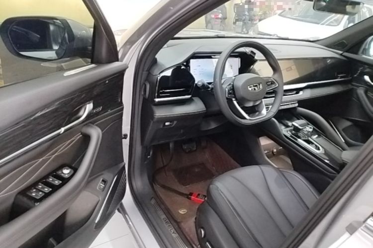 Used Geely Auto Monjaro L 2024 2.0TD DCT EVO Two-Wheel Drive Long-Range Version Driver Seat