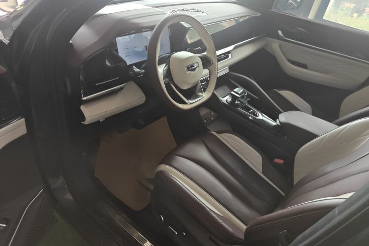 Used Geely Auto Monjaro L 2024 2.0TD High-Power Automatic Two-Wheel Drive Yunqi Version Driver Seat