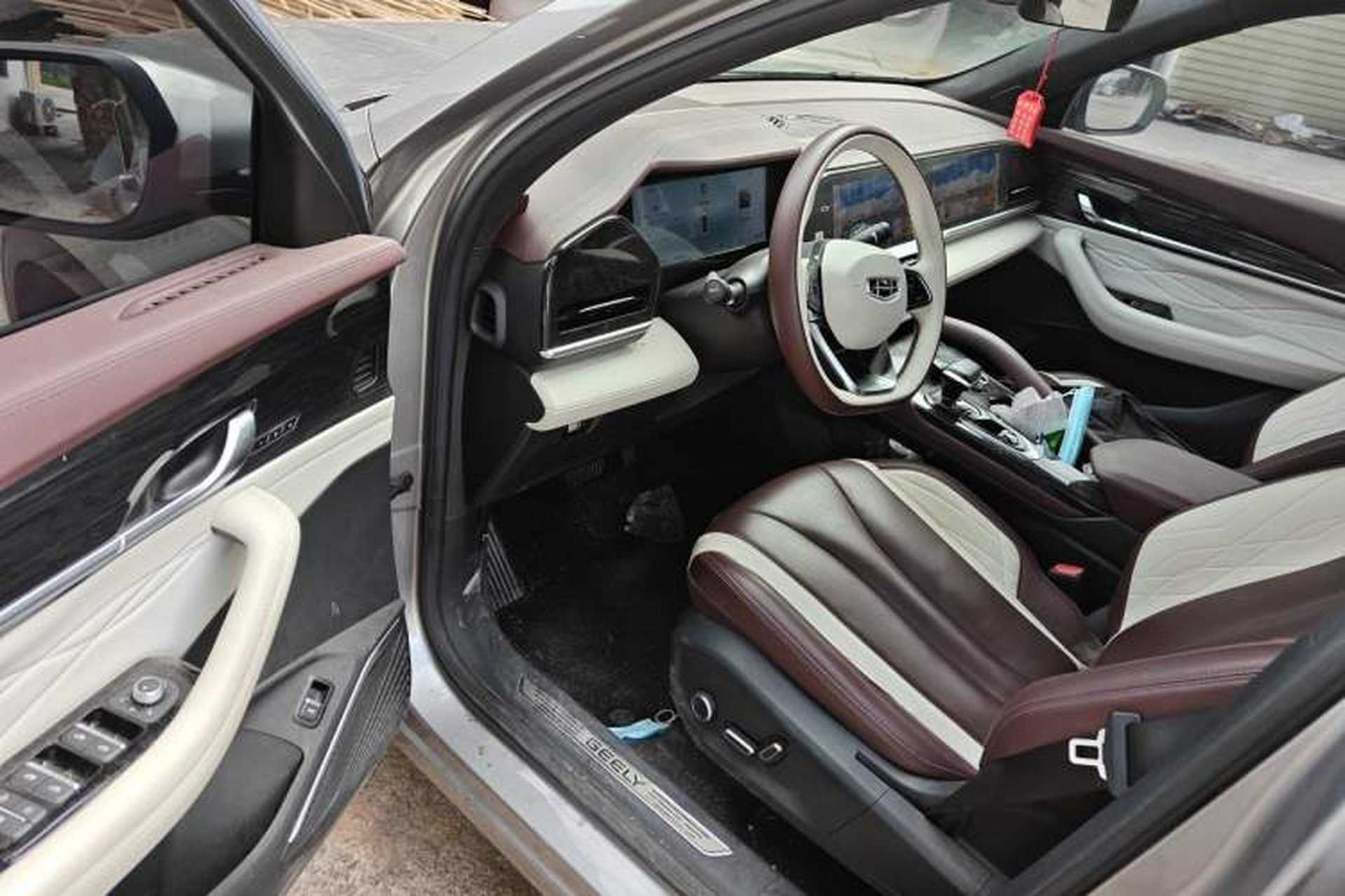 Used Geely Auto Monjaro L 2024 2.0TD High-Power Automatic Two-Wheel Drive Yunqi Version Driver Seat