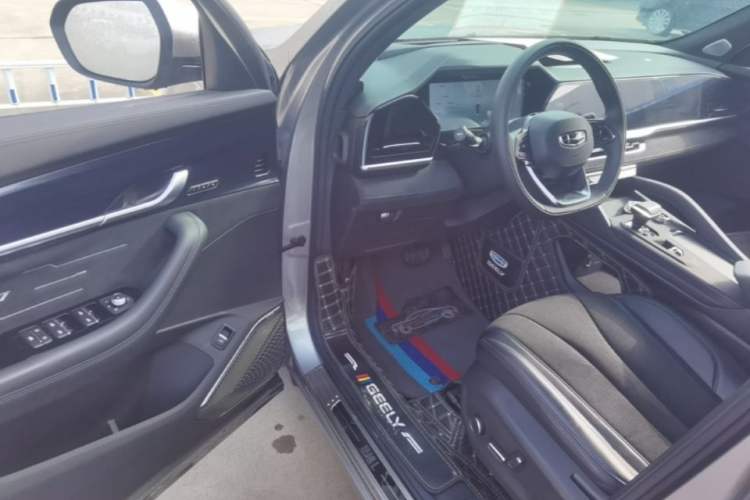 Used Geely Auto Monjaro L 2024 2.0TD High-Power Automatic Two-Wheel Drive Skyline Edition Driver Seat