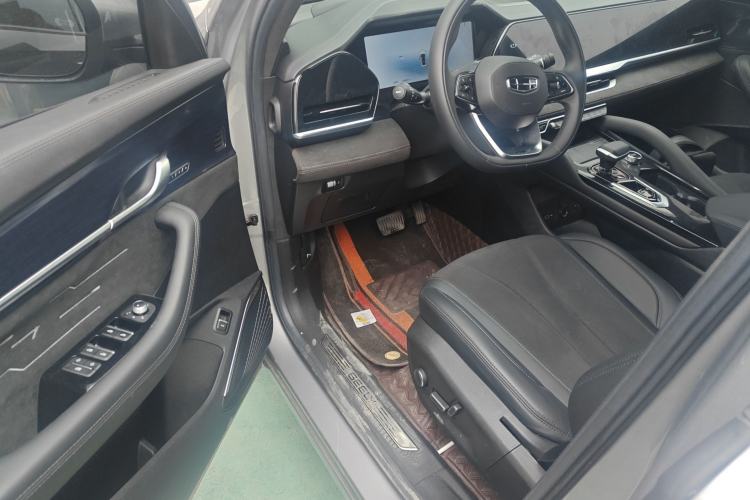 Used Geely Auto Monjaro L 2024 2.0TD High-Power Automatic Two-Wheel Drive Skyline Edition Driver Seat