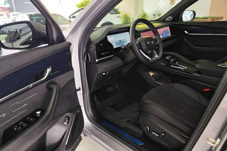 Used Geely Auto Monjaro L 2024 2.0TD High-Power Automatic Two-Wheel Drive Skyline Edition Driver Seat