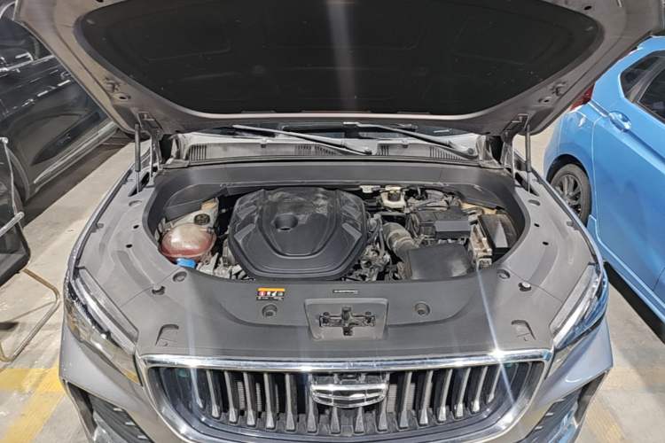 Used Geely Auto Monjaro L 2024 2.0TD High-Power Automatic Two-Wheel Drive Skyline Edition Engine Bay