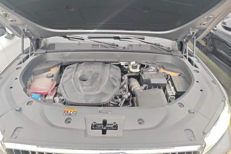 Used Geely Auto Monjaro L 2024 2.0TD High-Power Automatic Two-Wheel Drive Skyline Edition Engine Bay
