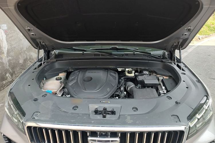 Used Geely Auto Monjaro L 2024 2.0TD High-Power Automatic Two-Wheel Drive Yunqi Version Engine Bay