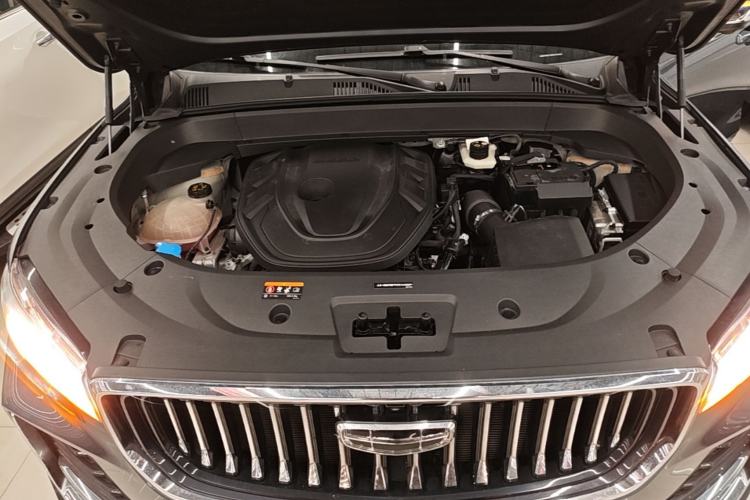 Used Geely Auto Monjaro L 2024 2.0TD High-Power Automatic Two-Wheel Drive Yunqi Version Engine Bay