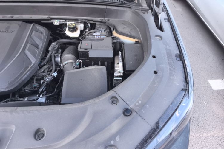 Used Geely Auto Monjaro L 2024 2.0TD DCT EVO Two-Wheel Drive Long-Range Version Engine Bay Left