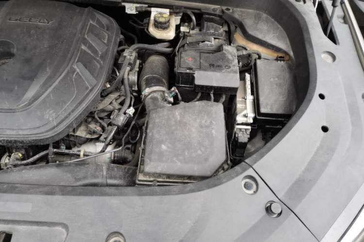 Used Geely Auto Monjaro L 2024 2.0TD High-Power Automatic Two-Wheel Drive Skyline Edition Engine Bay Left
