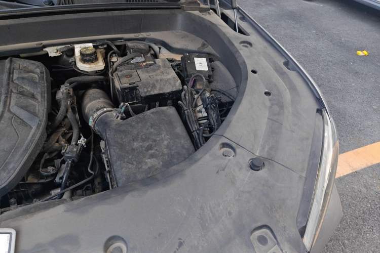 Used Geely Auto Monjaro L 2024 2.0TD High-Power Automatic Two-Wheel Drive Skyline Edition Engine Bay Left