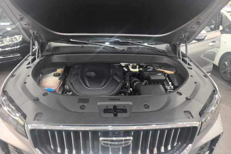 Used Geely Auto Monjaro L 2024 2.0TD DCT EVO Two-Wheel Drive Long-Range Version Engine Bay