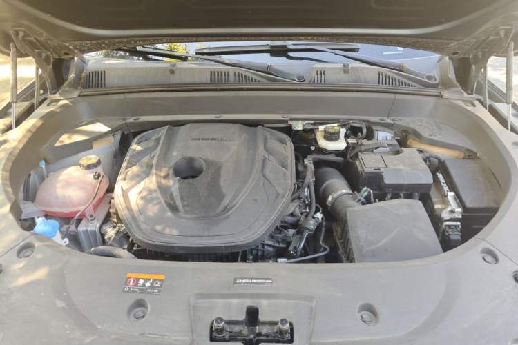 Used Geely Auto Monjaro L 2024 2.0TD DCT EVO Two-Wheel Drive Long-Range Version Engine Bay