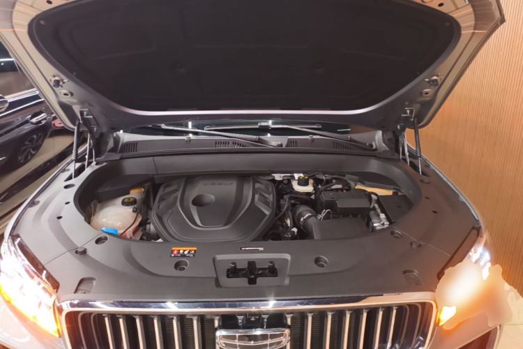 Used Geely Auto Monjaro L 2024 2.0TD High-Power Automatic Two-Wheel Drive Skyline Edition Engine Bay