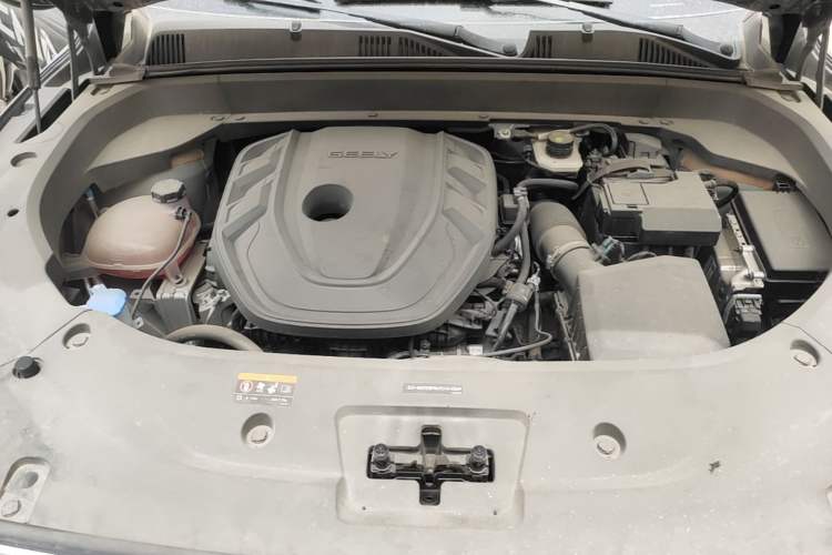 Used Geely Auto Monjaro L 2024 2.0TD High-Power Automatic Two-Wheel Drive Skyline Edition Engine Bay