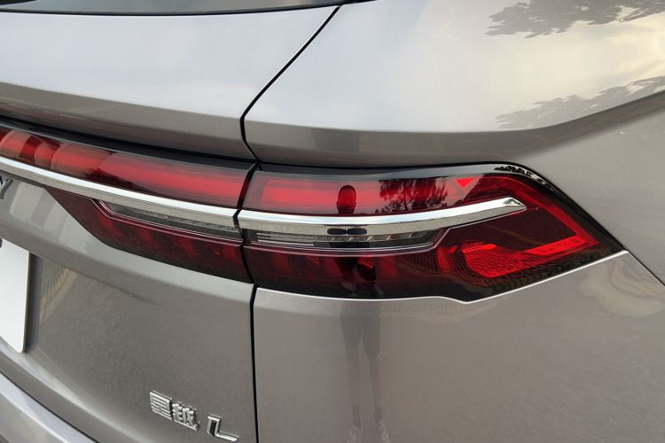 Used Geely Auto Monjaro L 2024 2.0TD High-Power Automatic Two-Wheel Drive Skyline Edition Exterior 4