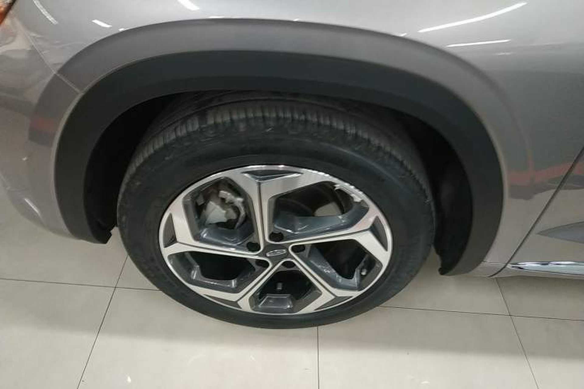 Used Geely Auto Monjaro L 2024 2.0TD High-Power Automatic Two-Wheel Drive Yunqi Version Exterior 4