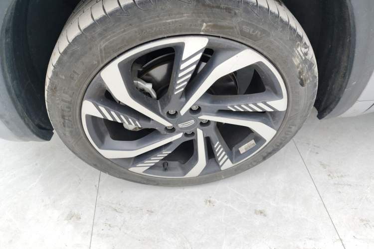 Used Geely Auto Monjaro L 2024 2.0TD High-Power Automatic Two-Wheel Drive Skyline Edition Exterior 4
